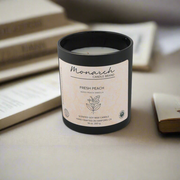 Fresh Peach 10 Oz. Candle